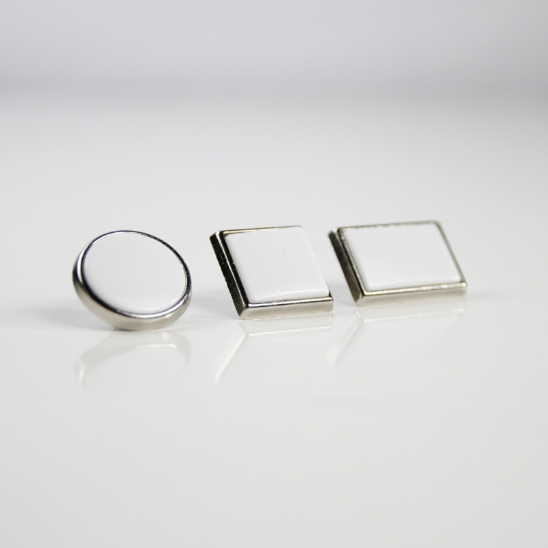 3 modèles pin's argent - 18mm - personnalisable en ligne
