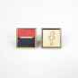 Pin's carré bois argent et or - 18mm - personnalisable en ligne Pin's carré bois argent et or - 18mm - personnalisable en ligne