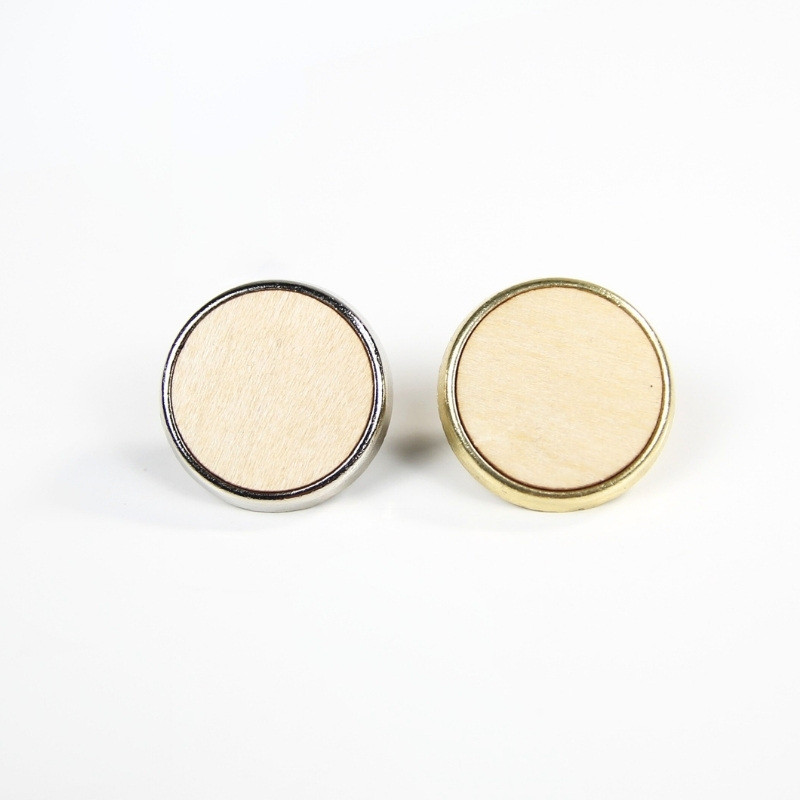 Pin's rond bois argent made in france personnalisable Pin's rond bois argent made in france personnalisable