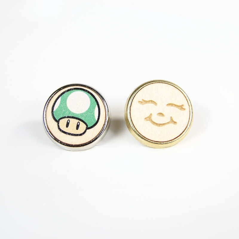 Pin's Rond bois Or - 20 mm - Made in France Pin's Rond bois Or - 20 mm - Made in France
